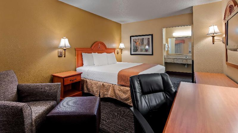 Quality Inn & Suites Dallas-Cityplace Buitenkant foto